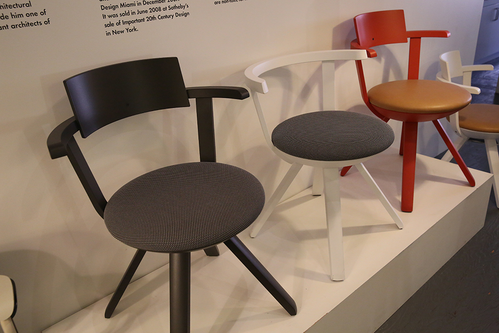 Мне также нравится кресло Grcic из новой коллекции - рабочие кресла «Rival»:
